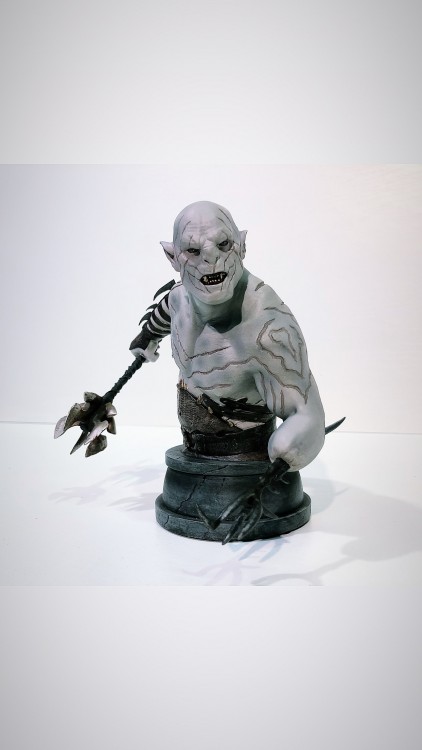 Статуетка AZOG Statue The Hobbit 18 cm Limited Edition