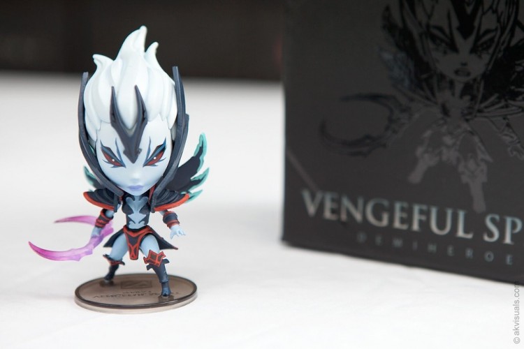 Фигурка Dota 2 Vengeful Spirit Demihero Фигурка Dota 2 Vengeful Spirit Demihero