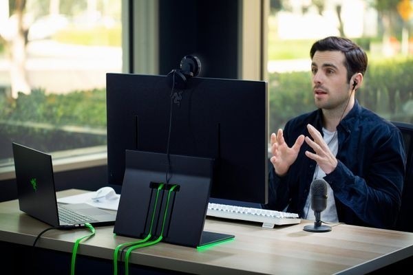 Микрофон Razer Seiren Mini Black (RZ19-03450100-R3M1)