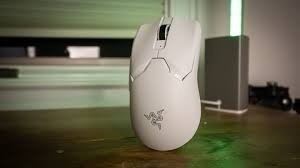 Мышь RAZER Viper V2 PRO, white (RZ01-04390200-R3G1)