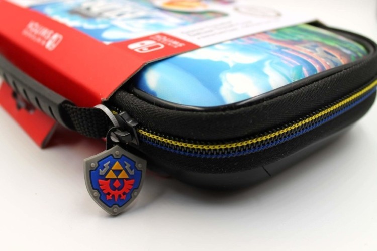 Чoхол Deluxe Travel Case Nintendo Switch Zelda Link’s Awakening Чoхол Deluxe Travel Case Nintendo Switch Zelda Link’s Awakening