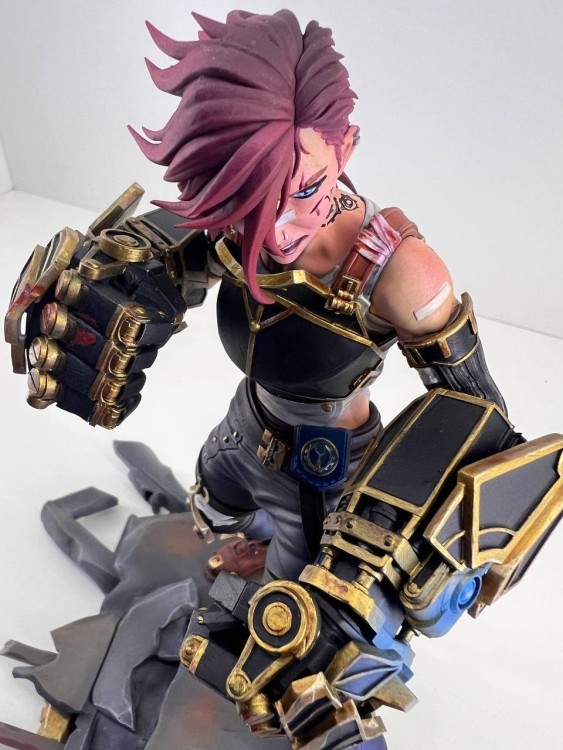 Фігурка VI League of Legends 21см ручна робота