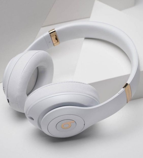 Наушники Beats Studio Wireless 3 Skyline Collection (white) Наушники Beats Studio Wireless 3 Skyline Collection (white)