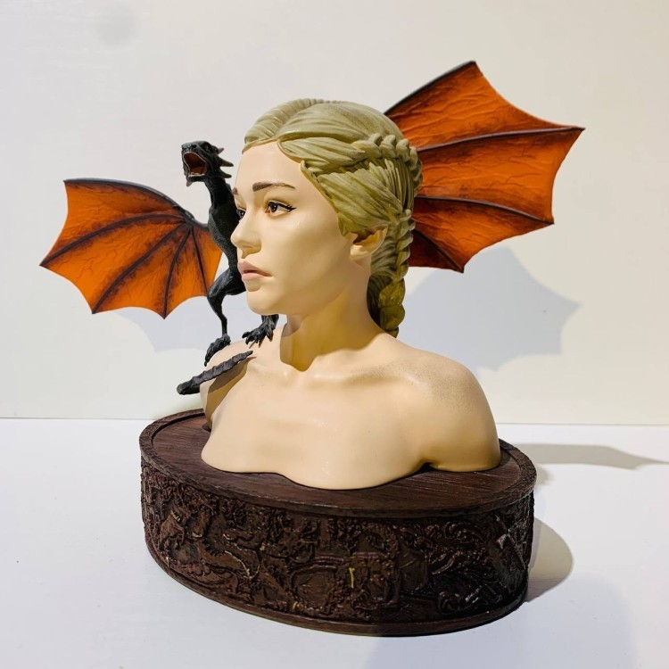 Фігурка Daenerys Bust Dark Horse Deluxe Game of Thrones Gentle Giant Studios #442