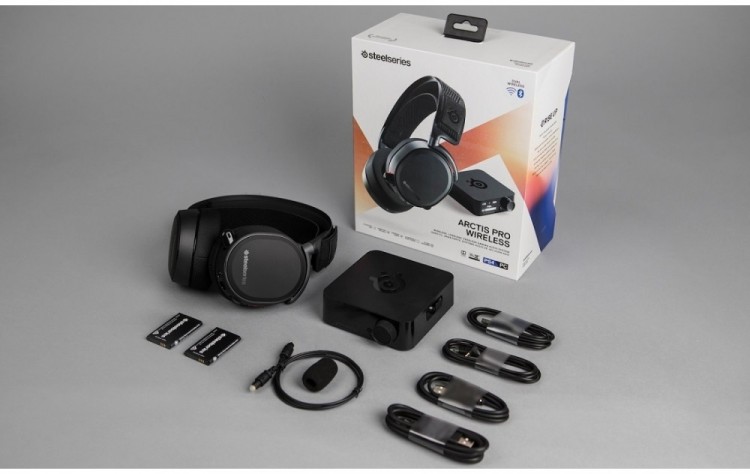 Игровая гарнитура STEELSERIES Arctis Pro Wireless (61473)